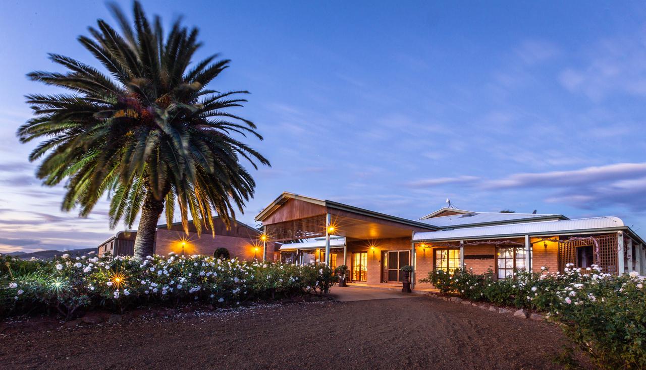 Strathearn Park Lodge Scone Extérieur photo